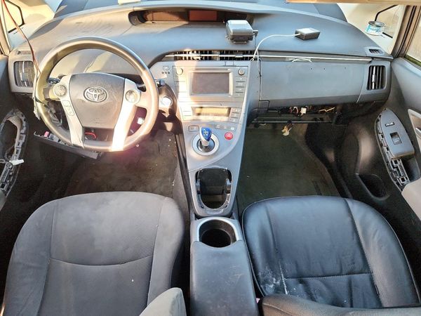 2013 TOYOTA PRIUS — CKPT