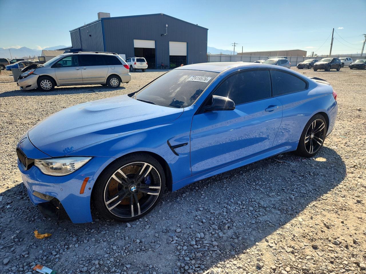 2015 BMW M4 — Front 3/4