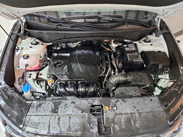 2026 HYUNDAI TUCSON SEL, SEL Plus — Engine bay