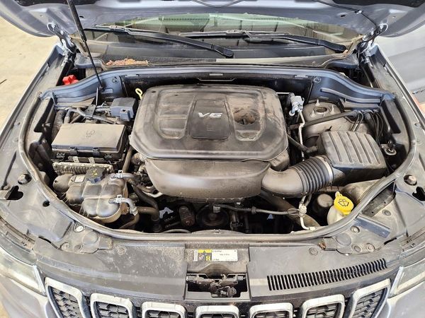 2018 JEEP GRAND CHEROKEE Limited — Engine bay