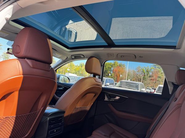 2022 AUDI Q7
