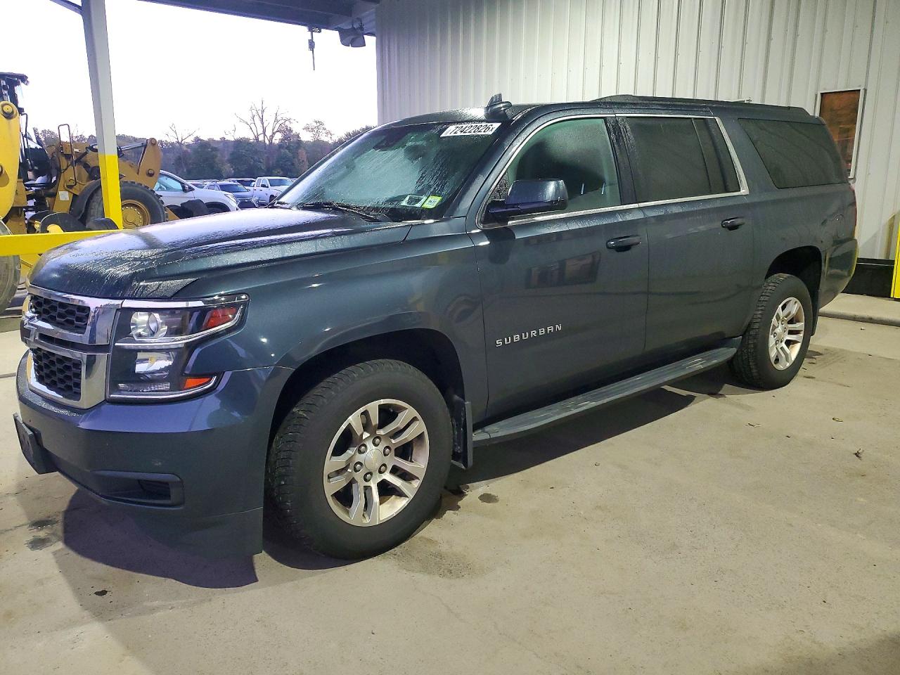 2020 CHEVROLET SUBURBAN LS — Front 3/4