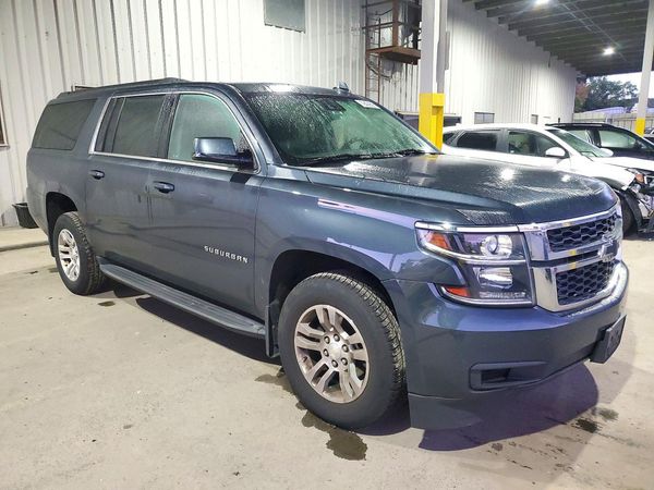 2020 CHEVROLET SUBURBAN LS — Passenger 3/4