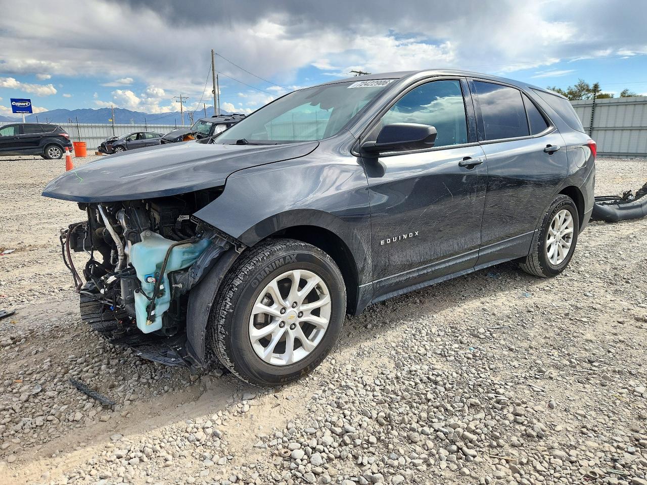 2018 CHEVROLET EQUINOX LS — Front 3/4