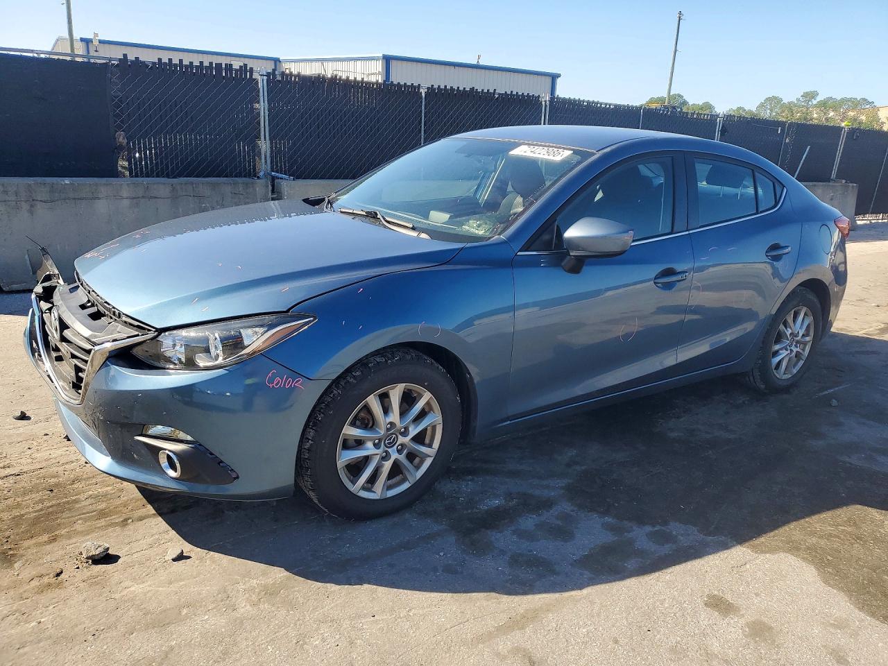 2014 MAZDA 3 Touring/GS — Front 3/4