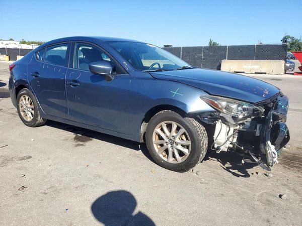 2014 MAZDA 3 Touring/GS — Passenger 3/4