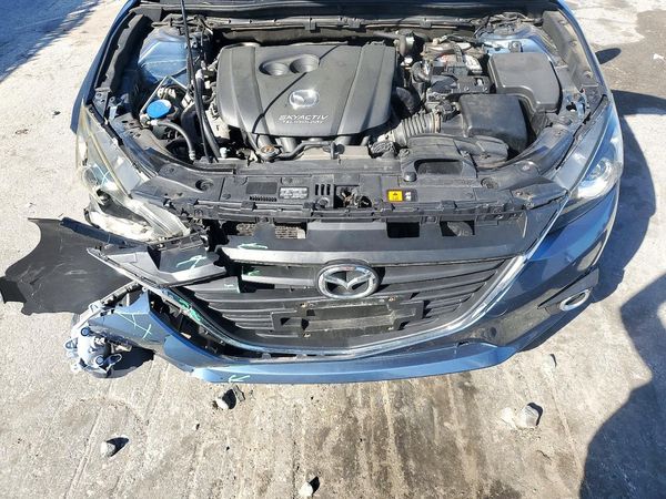 2014 MAZDA 3 Touring/GS — Engine bay