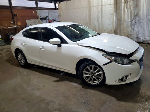 2016 MAZDA 3 Sport/GX — Passenger 3/4