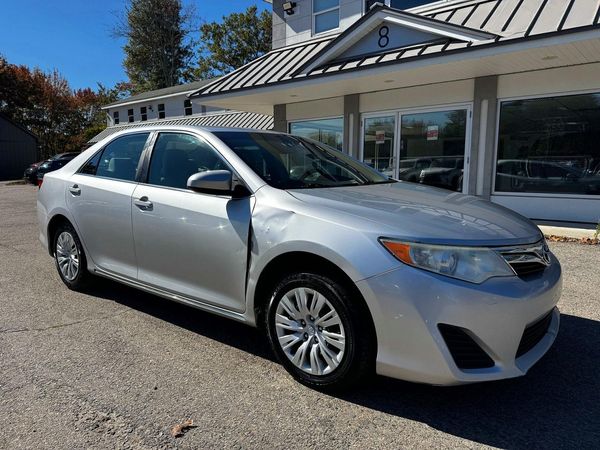 2013 TOYOTA CAMRY