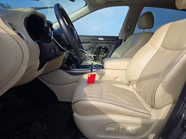 2020 INFINITI QX60 — DENT