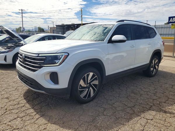2025 VOLKSWAGEN ATLAS 4Motion SE — Front 3/4
