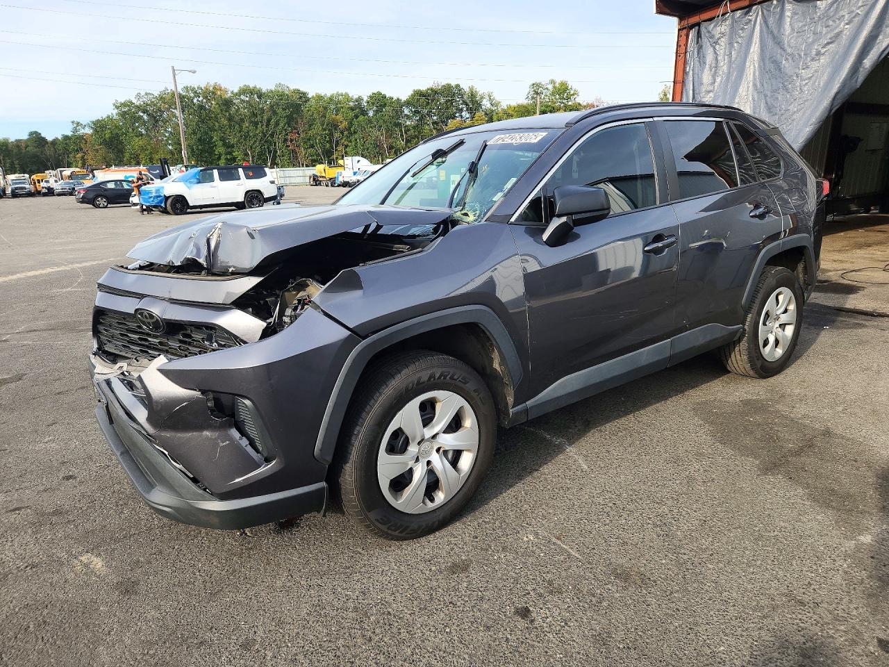 2021 TOYOTA RAV4 LE — Front 3/4