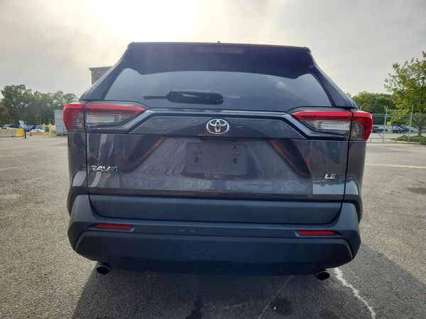2021 TOYOTA RAV4 LE — DIRR