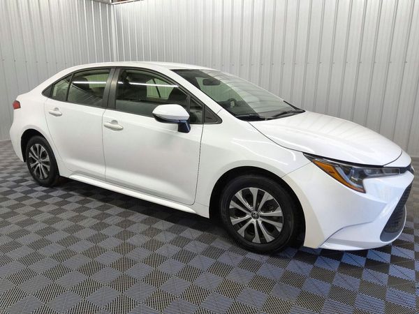 2022 TOYOTA COROLLA LE — Passenger 3/4