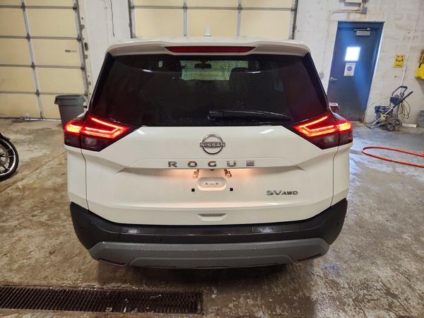 2022 NISSAN ROGUE SV — DIRR