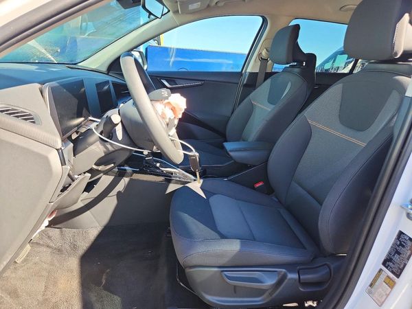 2026 KIA NIRO LX — DENT