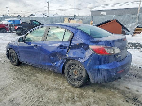 2013 MAZDA 3 Sport/GX