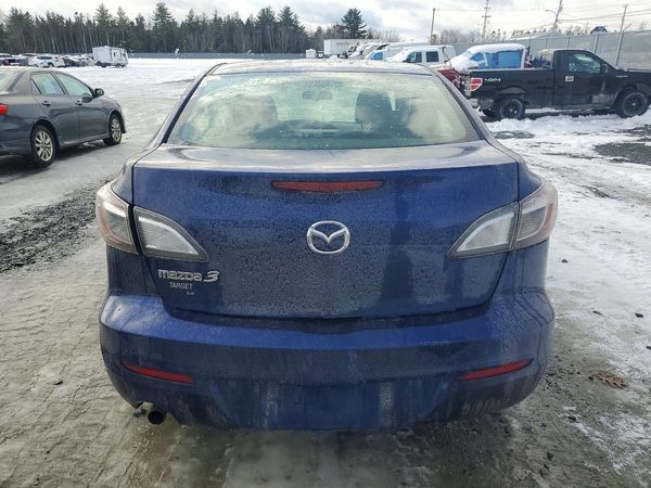 2013 MAZDA 3 Sport/GX