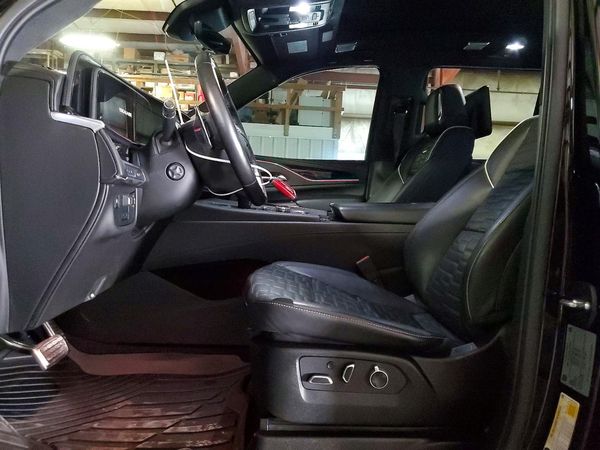 2024 CADILLAC ESCALADE V V-Series — DENT