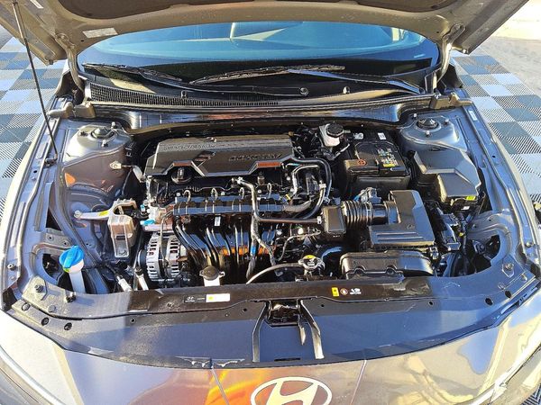 2026 HYUNDAI ELANTRA — Engine bay