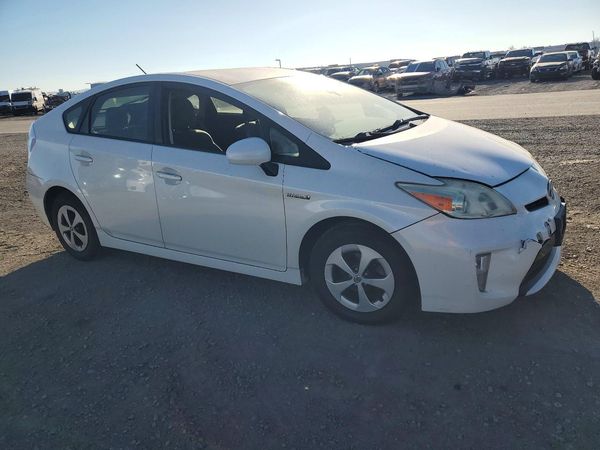 2012 TOYOTA PRIUS — Passenger 3/4