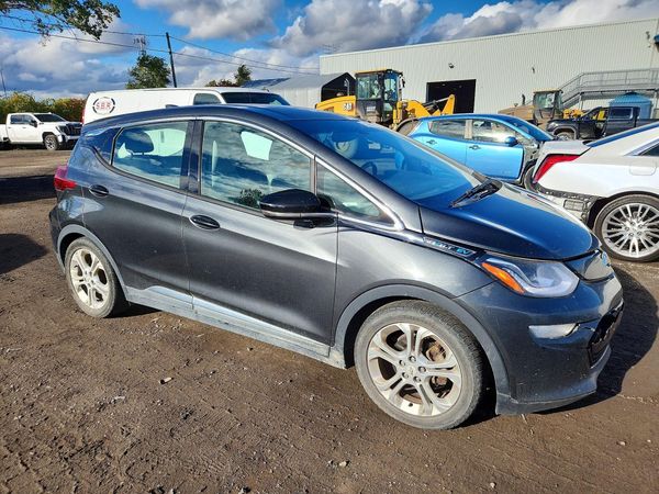 2017 CHEVROLET BOLT LT — Passenger 3/4