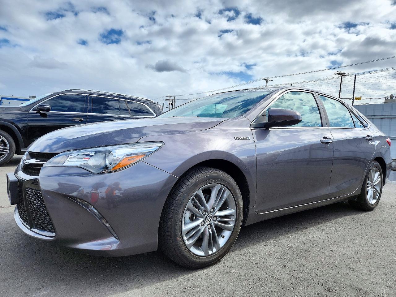 2015 TOYOTA CAMRY SOLA Hybrid — Front 3/4