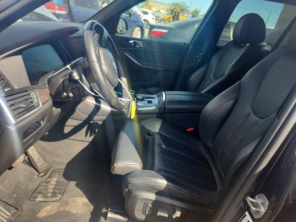 2022 BMW X5 xDrive40i — DENT