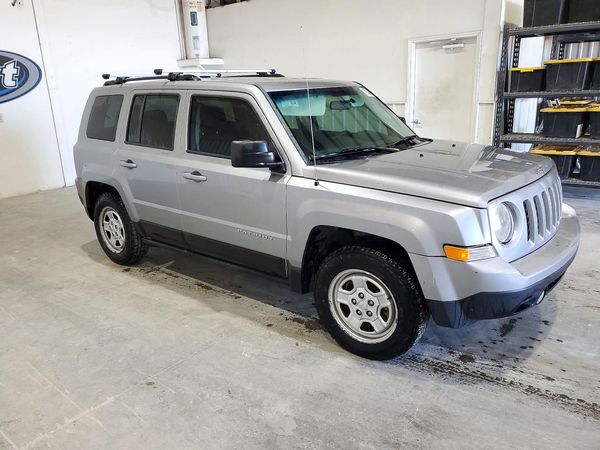 2015 JEEP PATRIOT Sport — Passenger 3/4