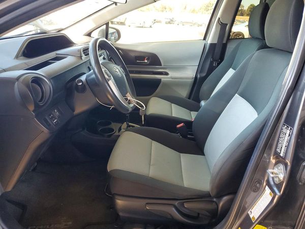 2014 TOYOTA PRIUS — DENT