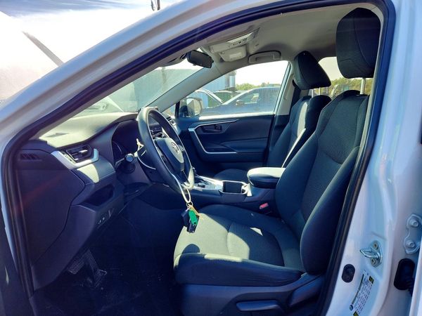 2024 TOYOTA RAV4 LE — DENT