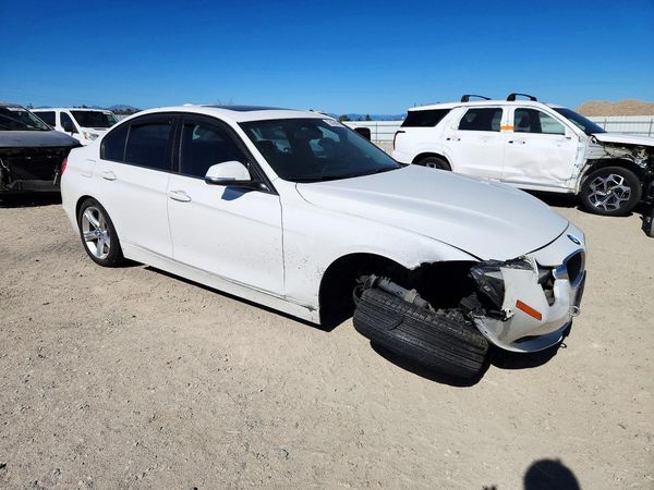 2014 BMW 3 SERIES — Passenger 3/4