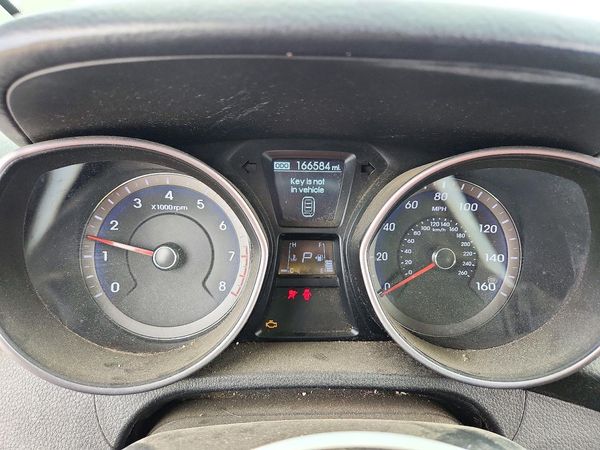 2014 HYUNDAI ELANTRA STD, Style, Tech — ODOM
