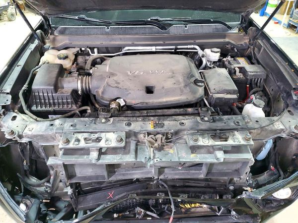 2017 CHEVROLET COLORADO Z71 — Engine bay
