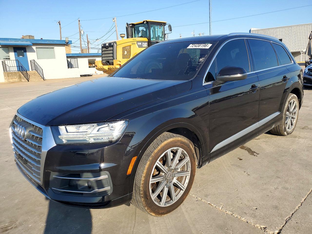 2017 AUDI Q7 quattro Prestige — Front 3/4