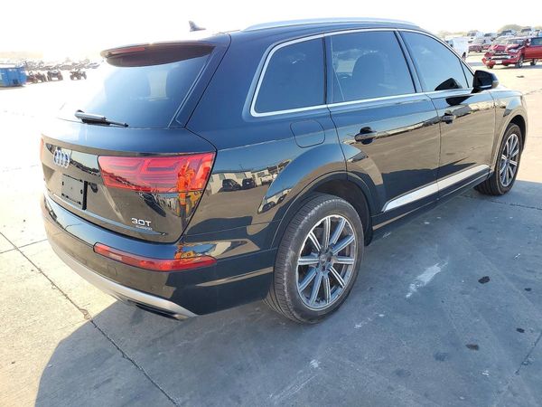 2017 AUDI Q7 quattro Prestige — PSRA