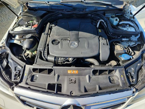 2012 MERCEDES-BENZ C C350 — Engine bay