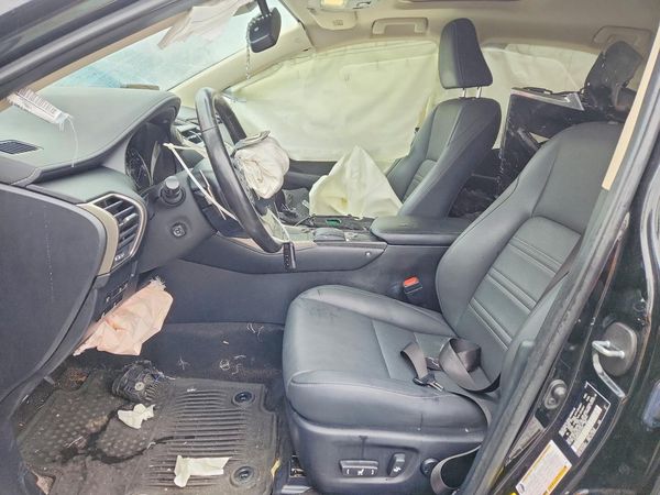2020 LEXUS NX 300 Comfort — DENT