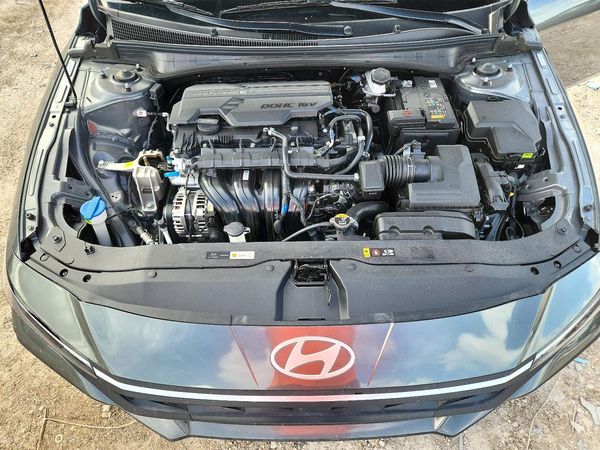 2026 HYUNDAI ELANTRA — Engine bay