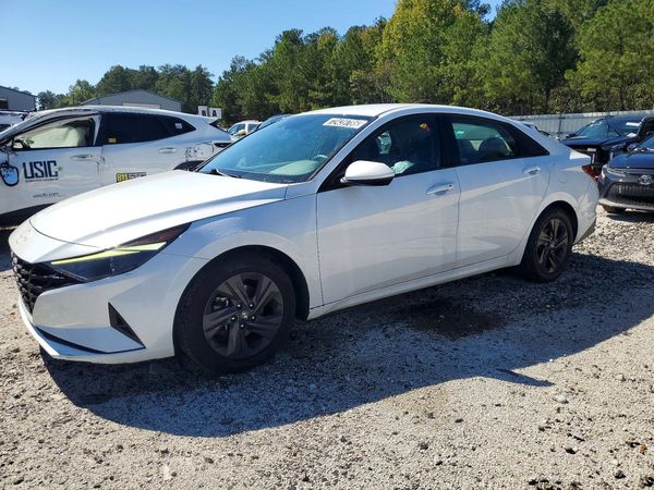 2021 HYUNDAI ELANTRA SEL — Front 3/4
