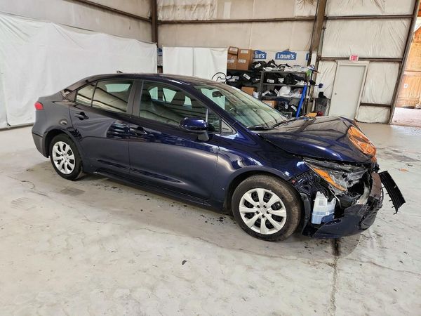 2026 TOYOTA COROLLA LE — Passenger 3/4