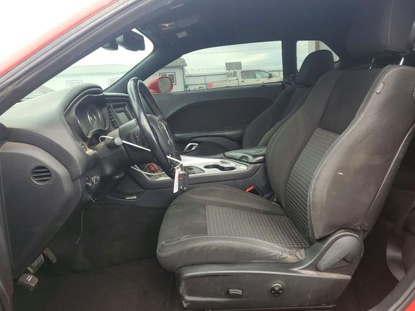2016 DODGE CHALLENGER SXT — DENT
