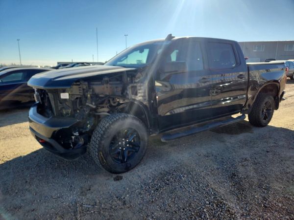 2022 CHEVROLET SILVERADO Trail Boss Custom — Front 3/4