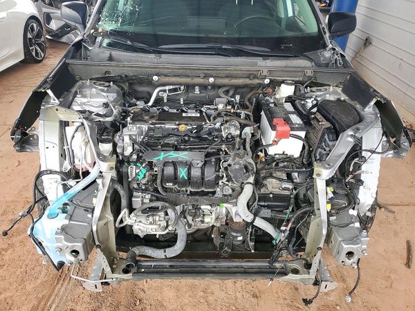 2019 TOYOTA RAV4 LE — Engine bay