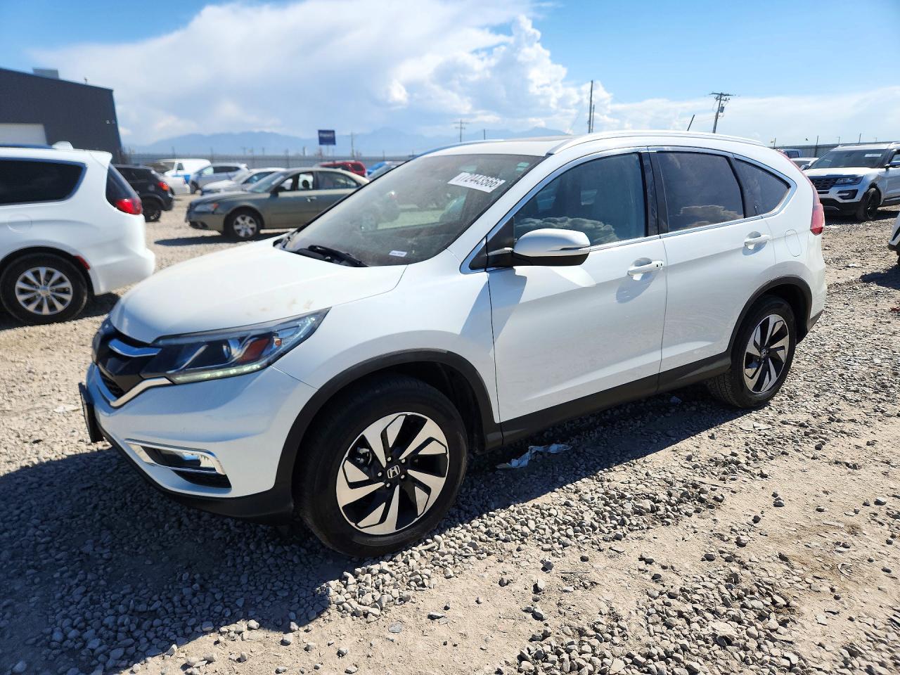 2015 HONDA CRV Touring — Front 3/4