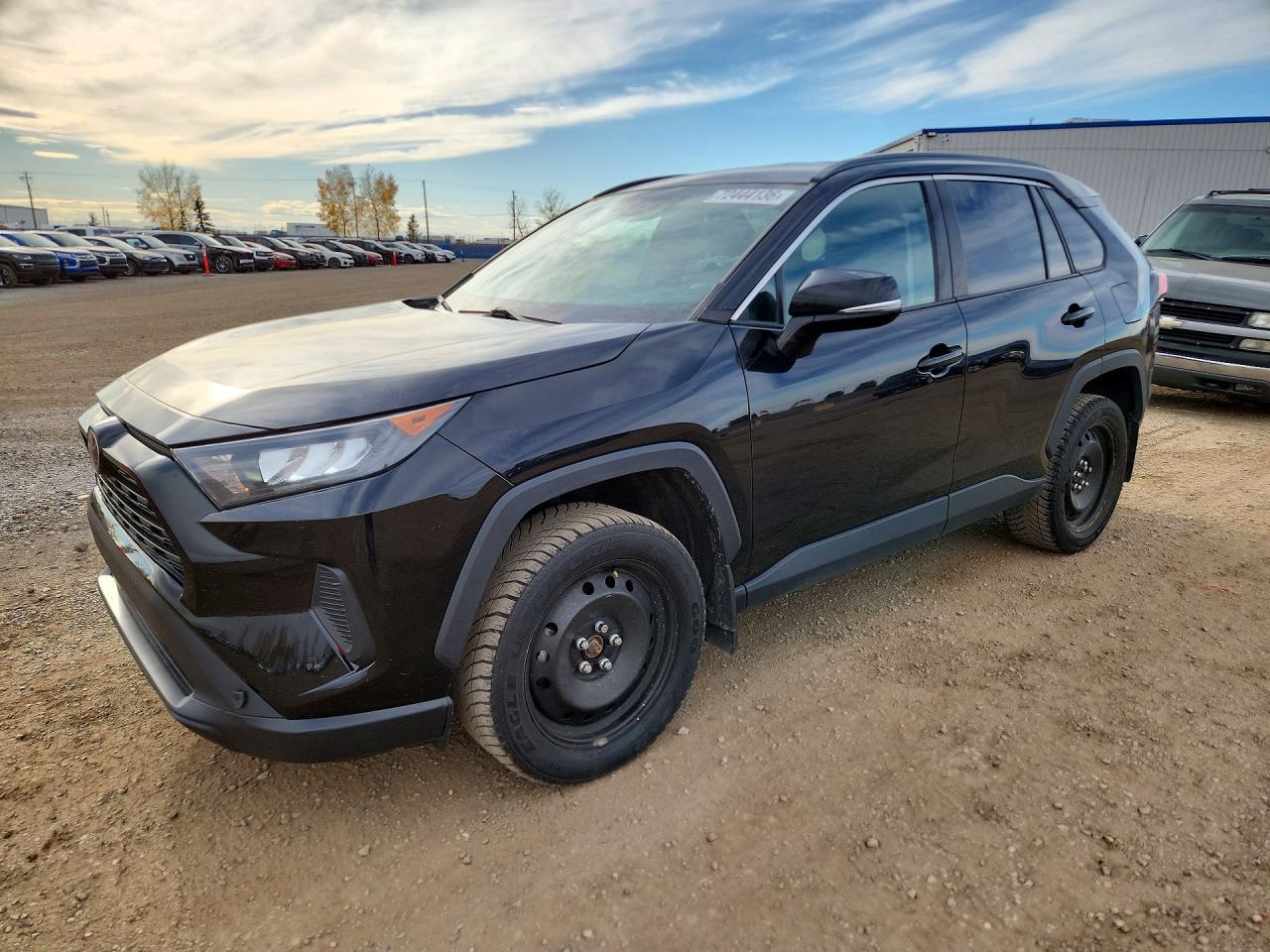 2021 TOYOTA RAV4 XLE Premium HV — Front 3/4