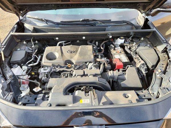 2021 TOYOTA RAV4 XLE Premium HV — Engine bay