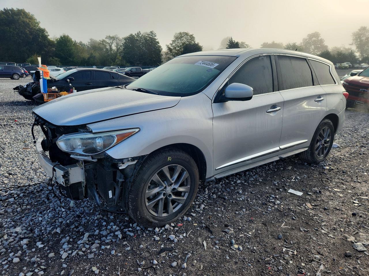 2013 INFINITI JX35 — Front 3/4