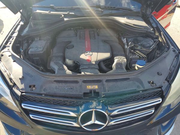 2017 MERCEDES-BENZ GLE AMG GLE43 — Engine bay