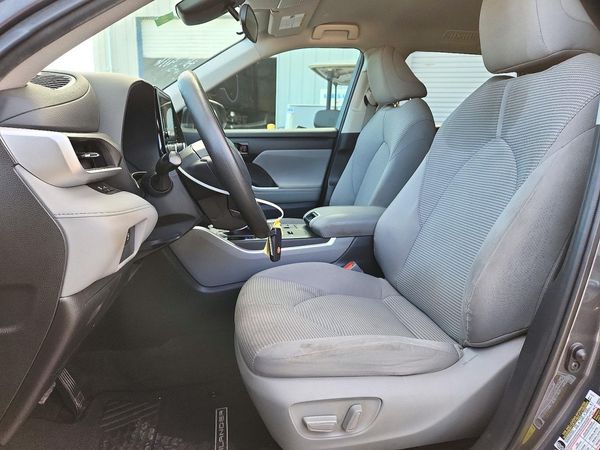 2023 TOYOTA HIGHLANDER — DENT